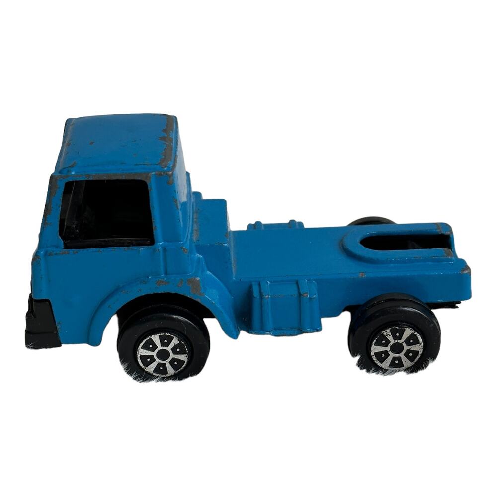 1970 Tootsie Toy Chicago USA Vintage Blue Truck Cab Vehicle Semi Car Hauler